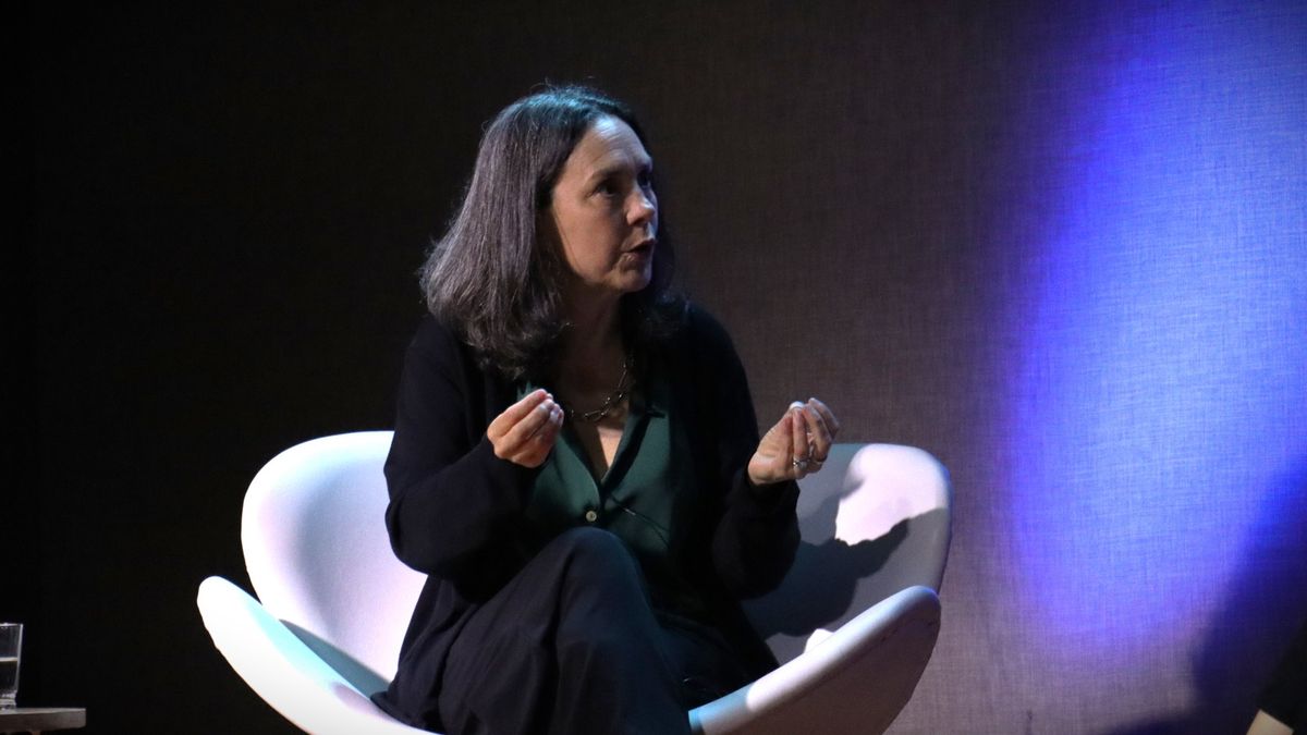 La tendencia humana es confiar en las entidades de autoridad, y hemos convertido a la IA en una de ellas