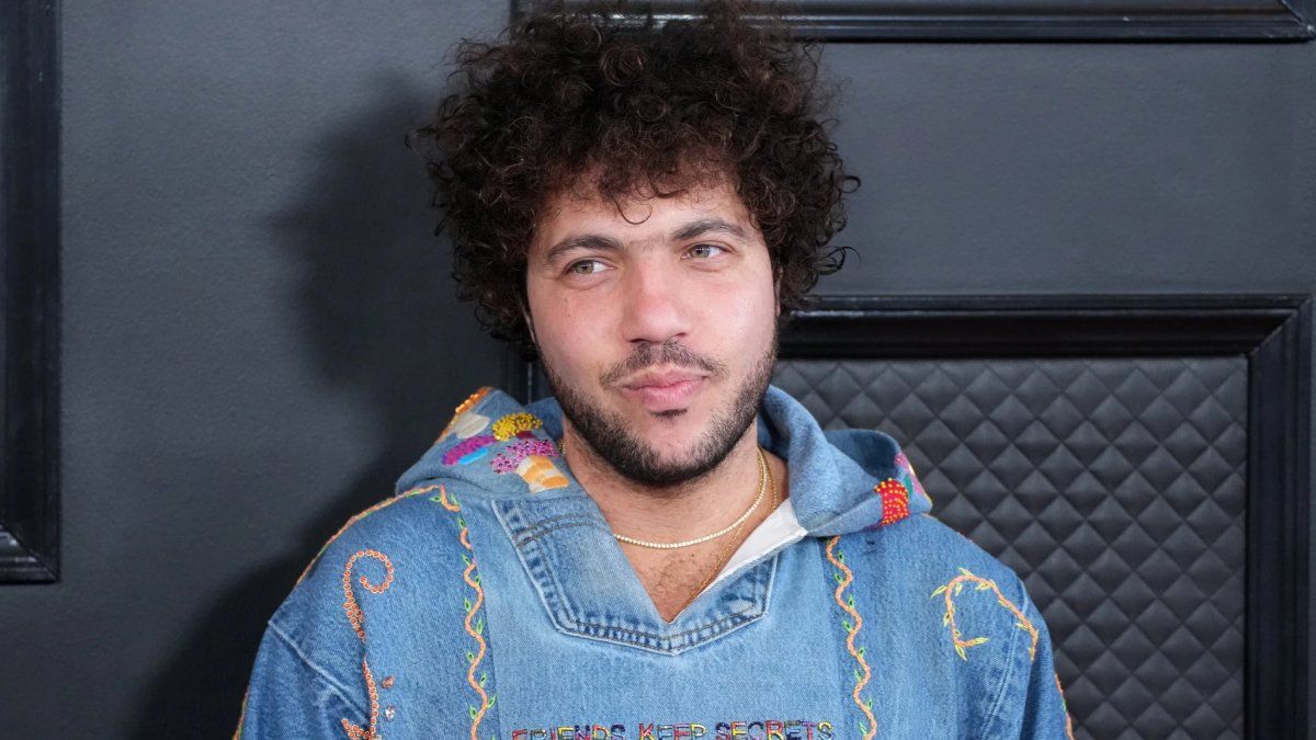 de cuánto es la fortuna de Benny Blanco, el exitoso productor musical