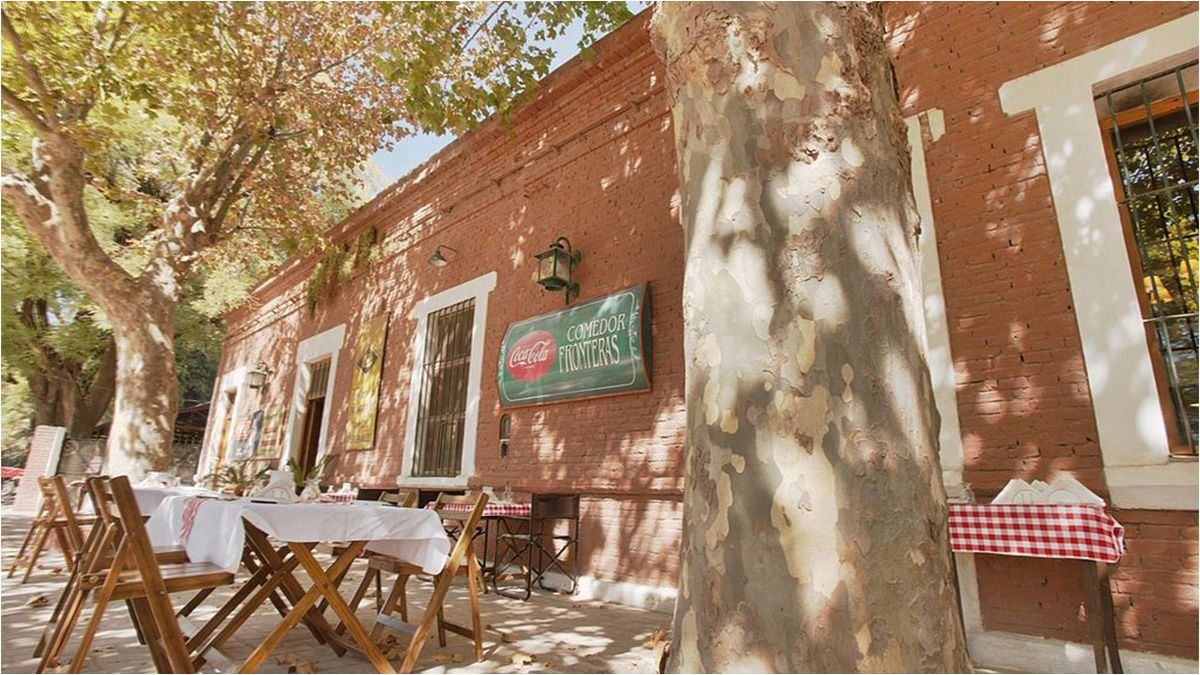 platos típicos y un entorno soñado