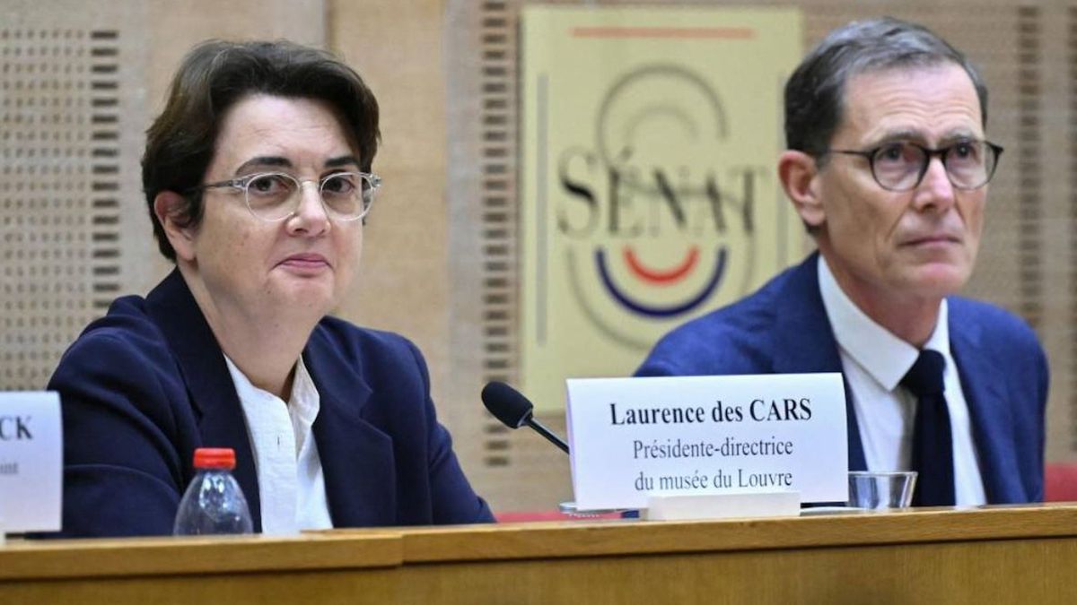 La presidenta del Louvre admitió fallas tras el millonario robo y pidió reforzar la seguridad