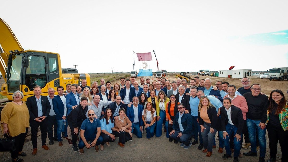 Provincias salen a exhibir obra pública y profundizan contraste con Javier Milei