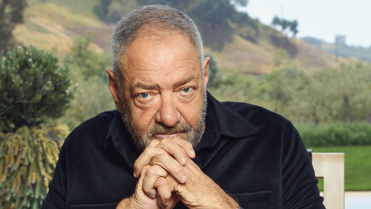 Forjó una fortuna de miles de millones al crear una de las series más populares del mundo: quién es Dick Wolf