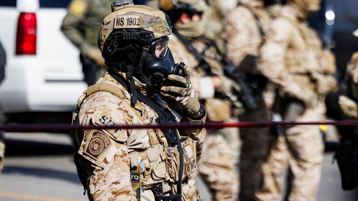 Cientos de soldados llegan a Chicago tras orden de Donald Trump para reforzar operaciones de inmigración