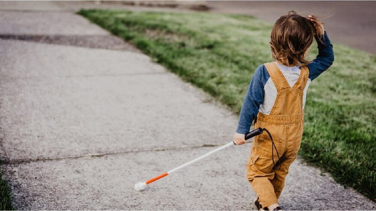 la divertida alfombra de baile para niños con discapacidad visual