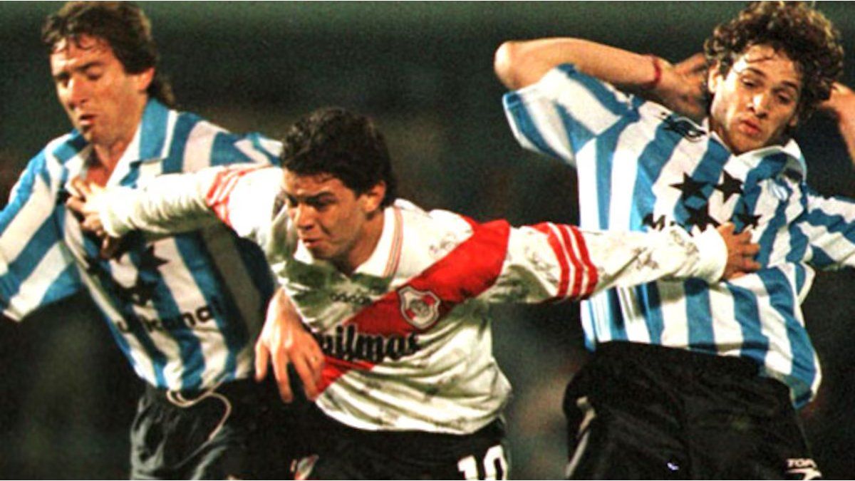 el historial favorable de Racing en copas ante River