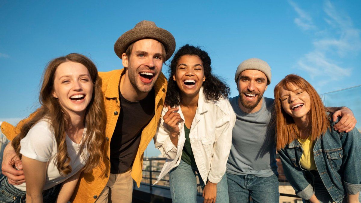 la Inteligencia Artificial reveló cuál es la clave para una vida más feliz