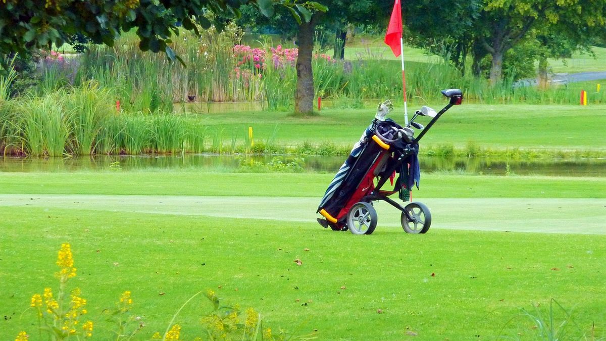 un caddie robotizado con todas las métricas que necesitás