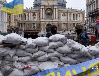 un masivo ataque ruso con drones y misiles deja sin luz a medio Kiev y profundiza la crisis energética