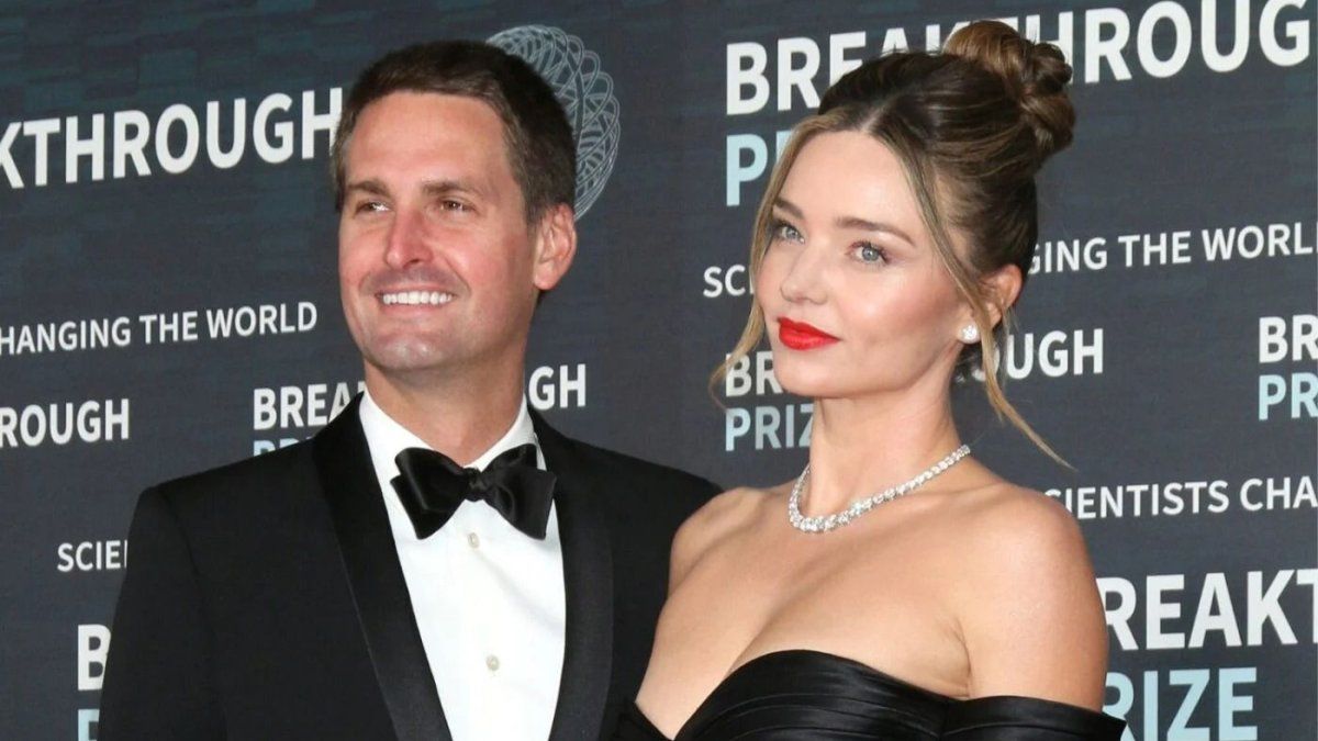 DEJÓ SUS ESTUDIOS para cambiar la comunicación de los jóvenes y GANÓ 3 MIL MILLONES de dólares en el camino