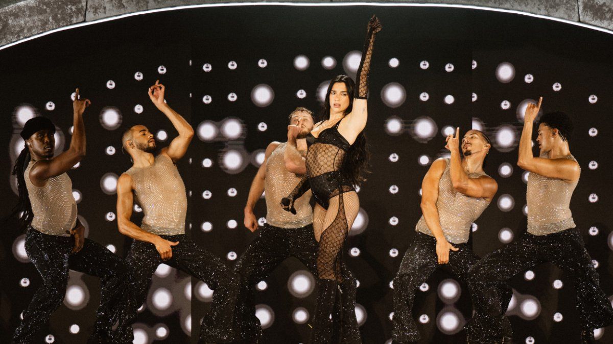 En una hipnótica noche pop, Dua Lipa se despidió del público argentino y mostró su dominio absoluto con el clásico sonido dance