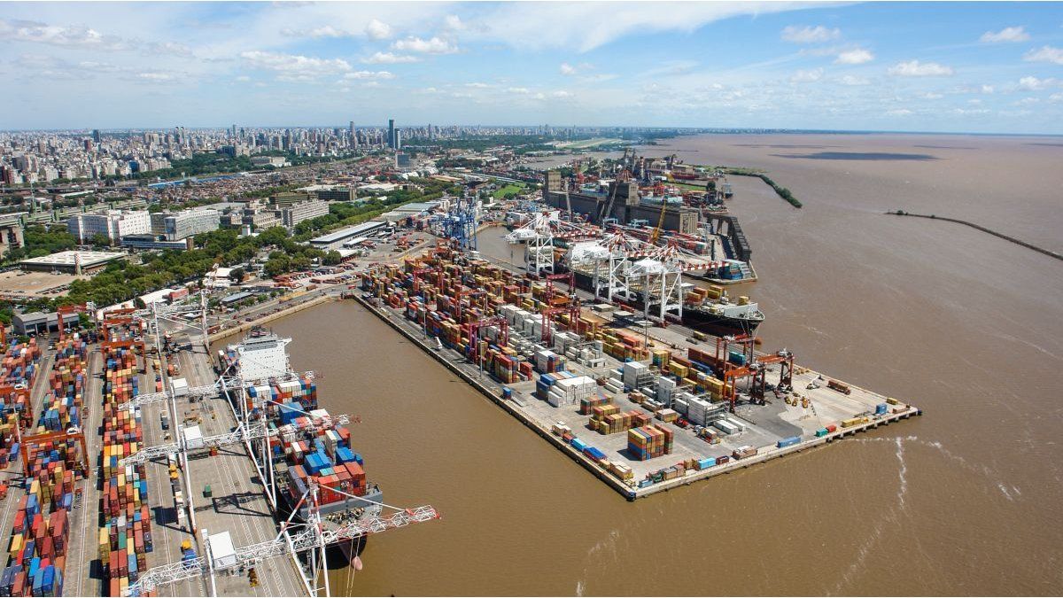 La UIA advierte riesgo de un nuevo cierre en las terminales del Puerto de Buenos Aires