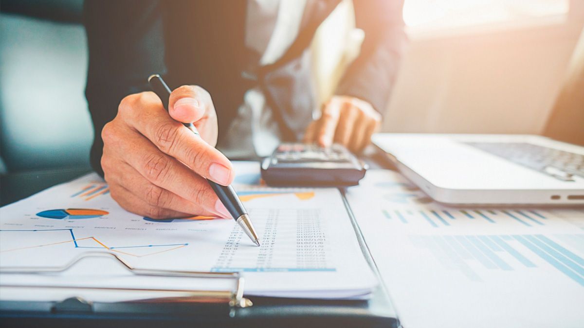 La actividad económica volvió a crecer en octubre, según un informe privado: qué sectores se destacaron