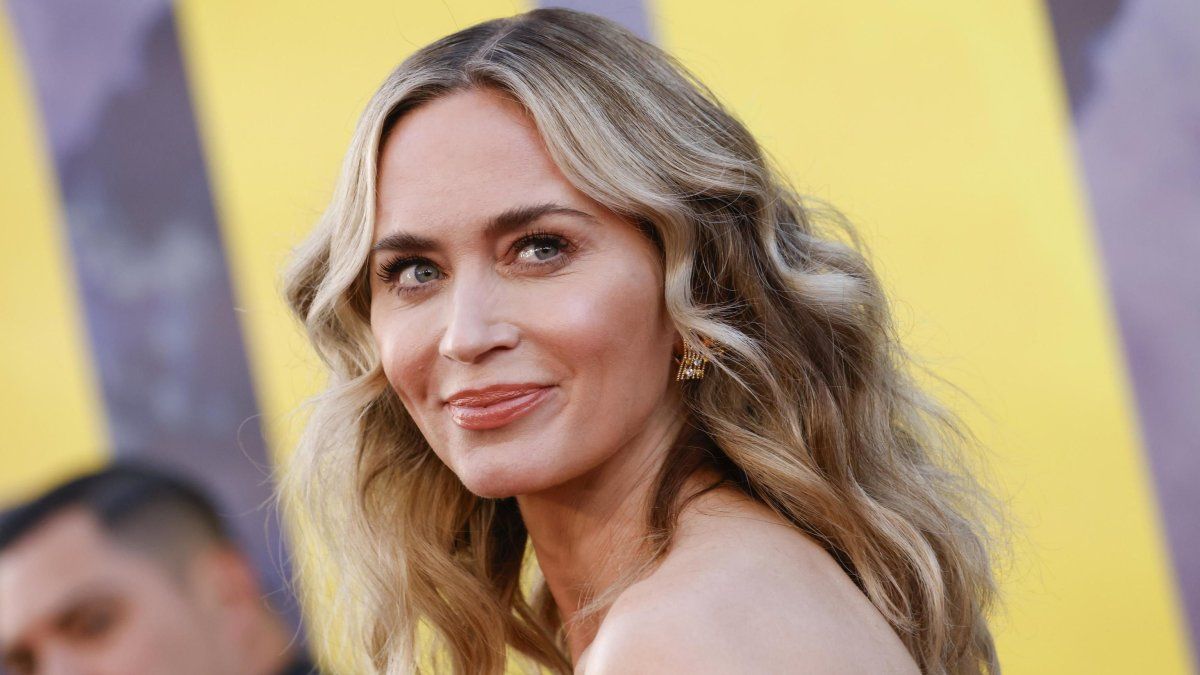 De cuánto es la fortuna de Emily Blunt, una de las actrices británicas mejor pagas y estrella de El diablo viste a la moda