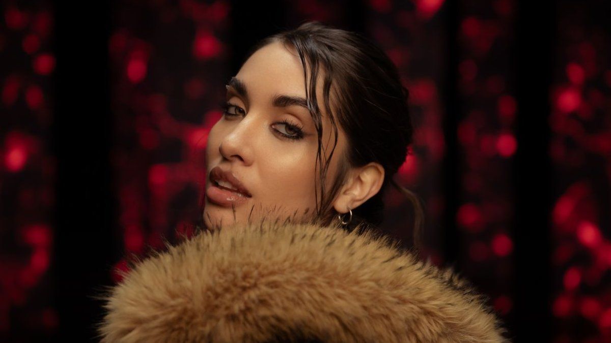 La nueva canción de María Becerra que tiene un increíble parecido con El gato volador