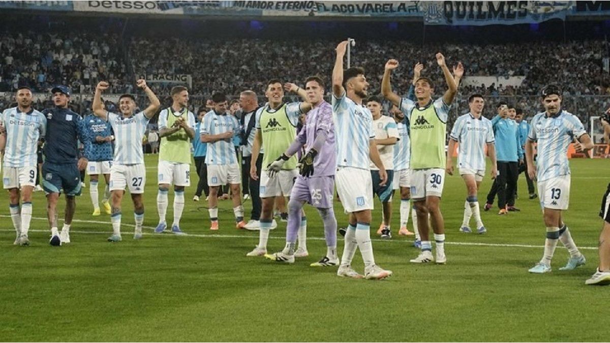 Los mejores memes de la eliminación de Racing a River en el Torneo Clausura