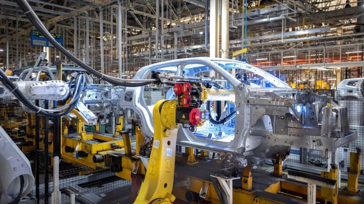 Cuál es la marca china de autos eléctricos que proyecta ensamblar vehículos en la Argentina en los próximos años