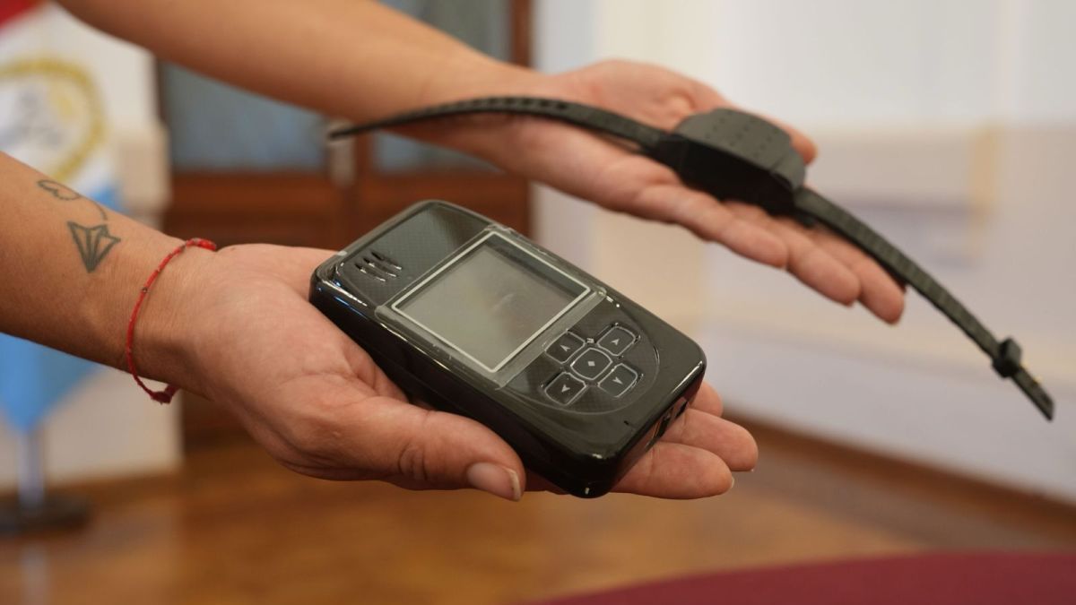 Santa Fe implementará tobilleras electrónicas para prevenir hechos de violencia de género