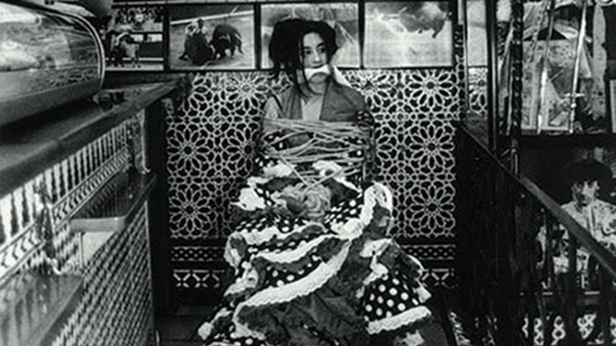 Tres singulares muestras plásticas de artistas mujeres