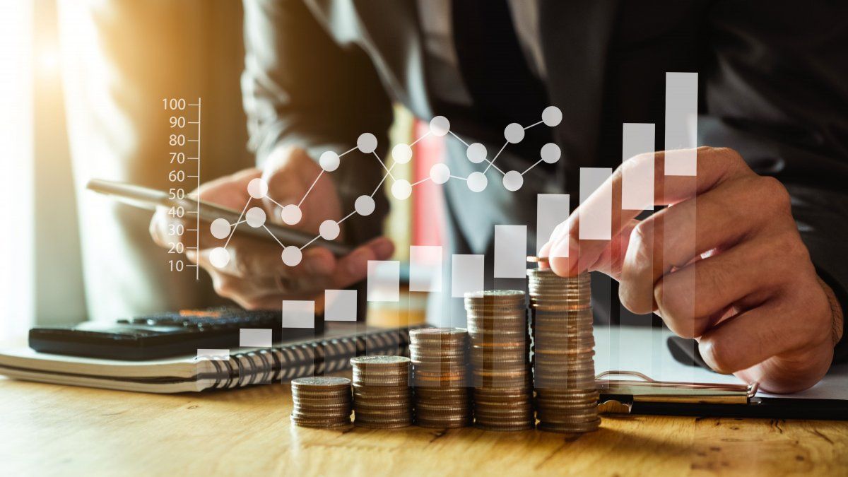 cuánto tengo que invertir hoy para ganar $100.000 a 30 días