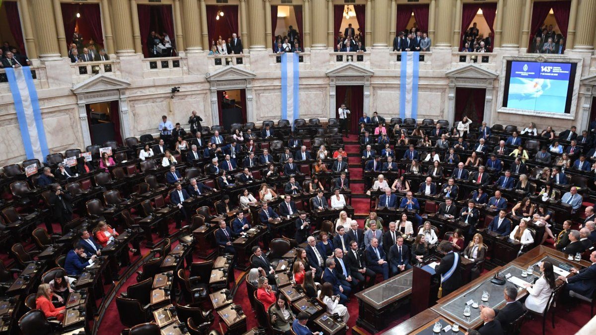 Diputados debate el Presupuesto 2026 y el Senado discute la reforma laboral