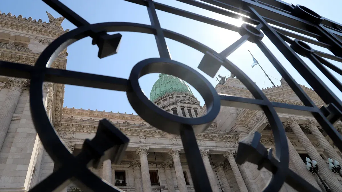 El Senado debate en comisión reforma laboral y ley de Glaciares