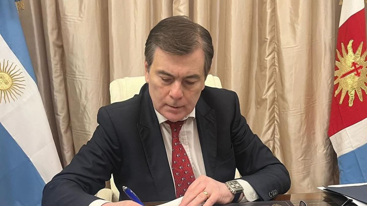 Gerardo Zamora presentó un proyecto de tarifa eléctrica diferencial para el Norte Grande