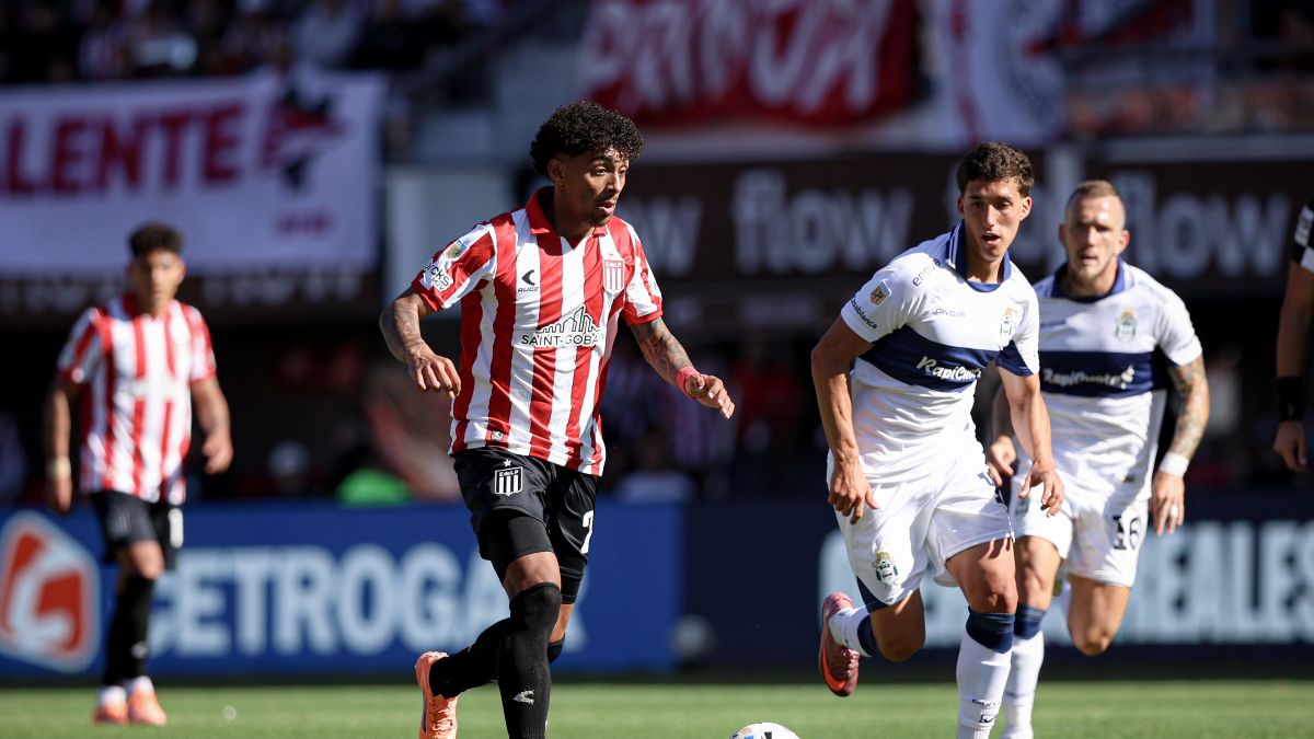 Gimnasia recibe a Estudiantes en el clásico de La Plata por un lugar en la final: horario, TV y formaciones