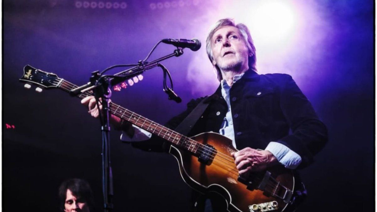 La empresa alemana Höfner que fabricó el icónico bajo de Paul McCartney se declaró en quiebra