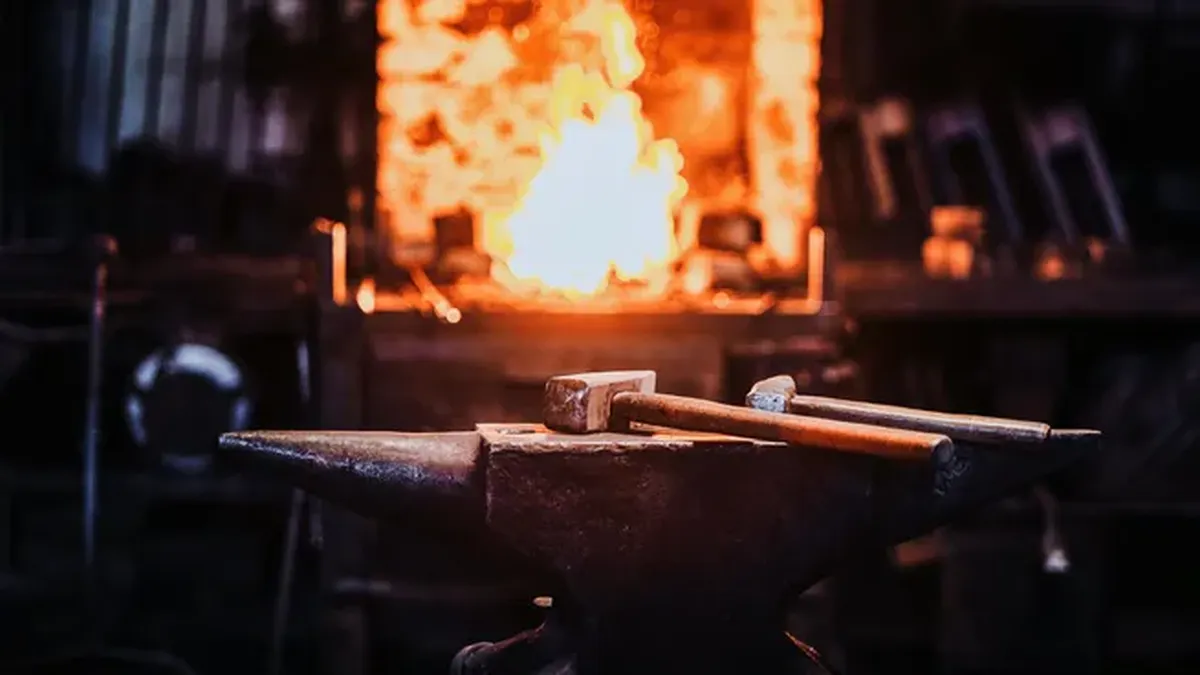 La industria volvió a caer en octubre y quedó 5% por debajo del pico de la era Milei