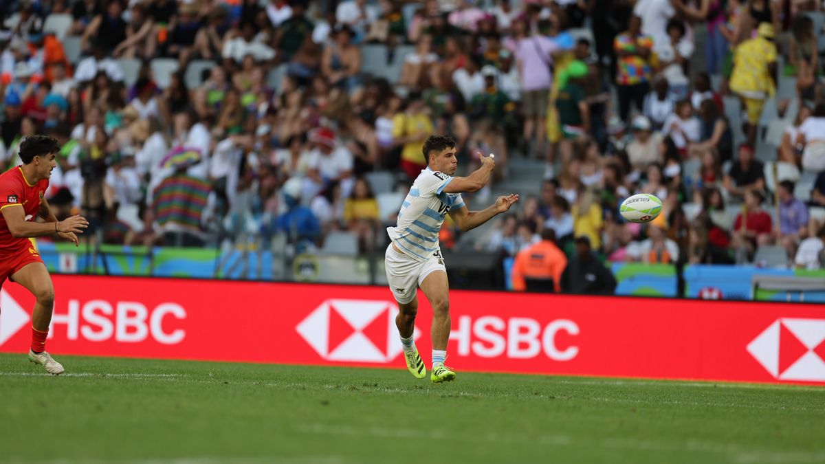 Los Pumas 7s ganaron su grupo y avanzaron a semifinales en Sudáfrica
