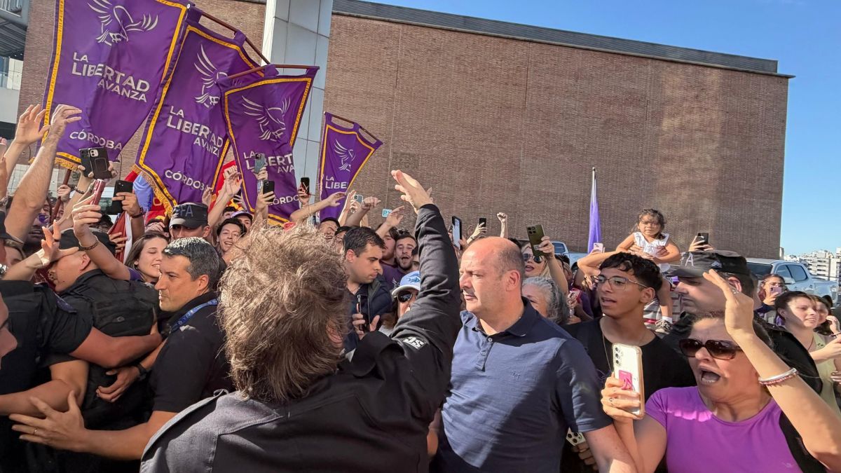 Javier Milei y Karina regresan a Córdoba para consolidar su armado político con el Tour de la Gratitud