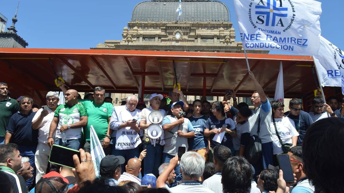 Hubo importantes movilizaciones en capitales provinciales contra la reforma laboral