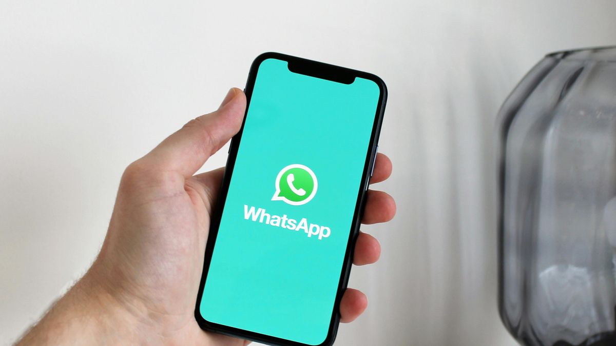 Esta próxima función de WhatsApp te va a permitir ponerte al día con un grupo al que recién te añadieron