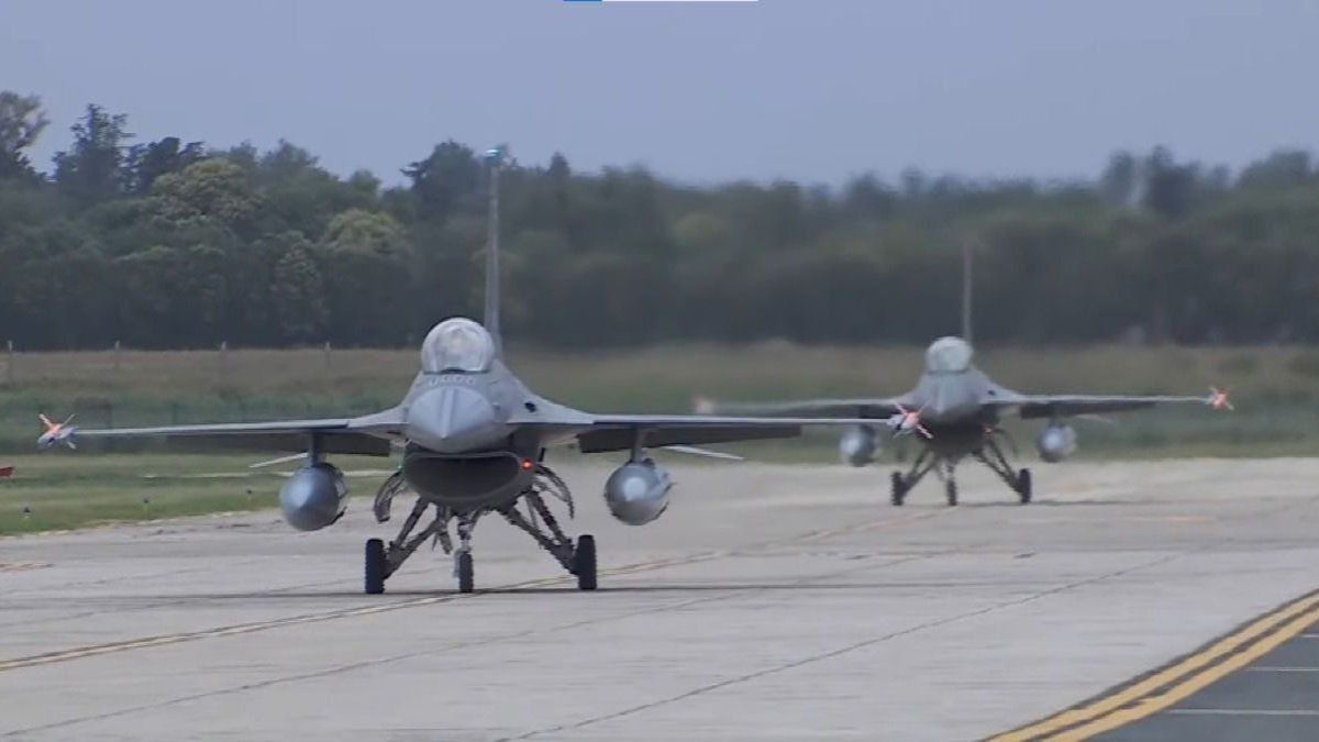 Deja detrás suyo un legado de cual estos aviones son su testamento