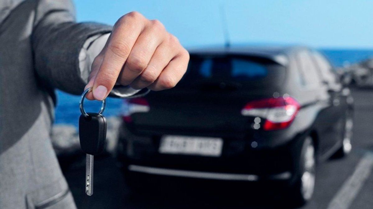 febrero arrancó con ajustes moderados