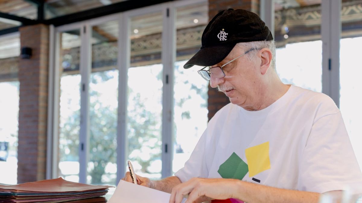 Misiones elimina más de 100 cargos jerárquicos de la administración pública