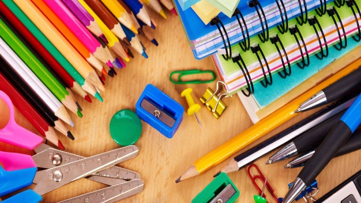 Este supermercado ofrece hasta un 40% de descuento y cuotas sin interés en útiles escolares por tiempo límitado