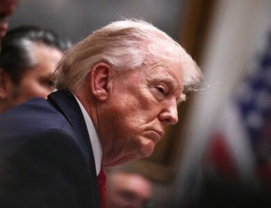 Donald Trump le pidió a sus aliados nacionalizar el sistema electoral