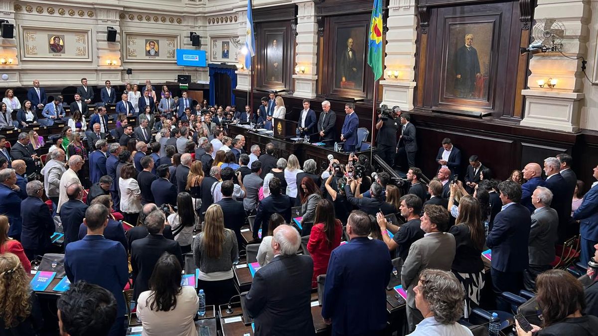 Axel Kicillof abrió sesiones y su discurso generó fuerte cruce entre oficialismo y oposición