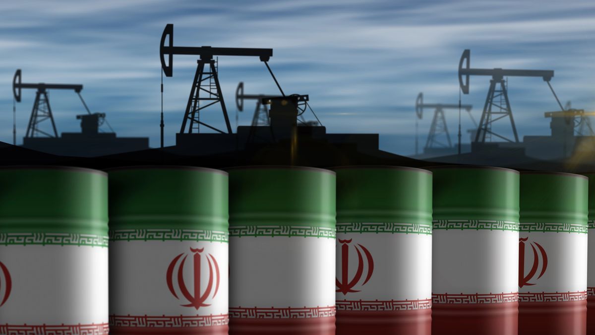 EEUU levantó las sanciones sobre 140 millones de barriles de petróleo iraní