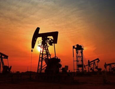 El petróleo superó los u$s100 por barril por primera vez en más de tres años en plena guerra en Medio Oriente