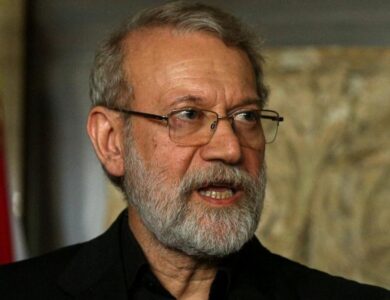 Irán confirma la muerte de Ali Larijani, líder militar y político clave