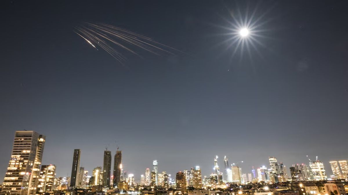 Israel lanza una amplio ataque a Beirut mientras Donald Trump exige gobernar Irán