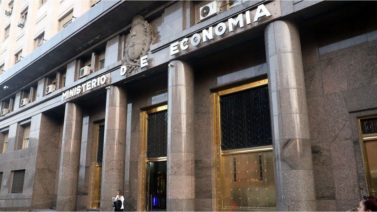 La deuda pública creció en u$s17.000 millones durante el primer bimestre: qué hay detrás del salto