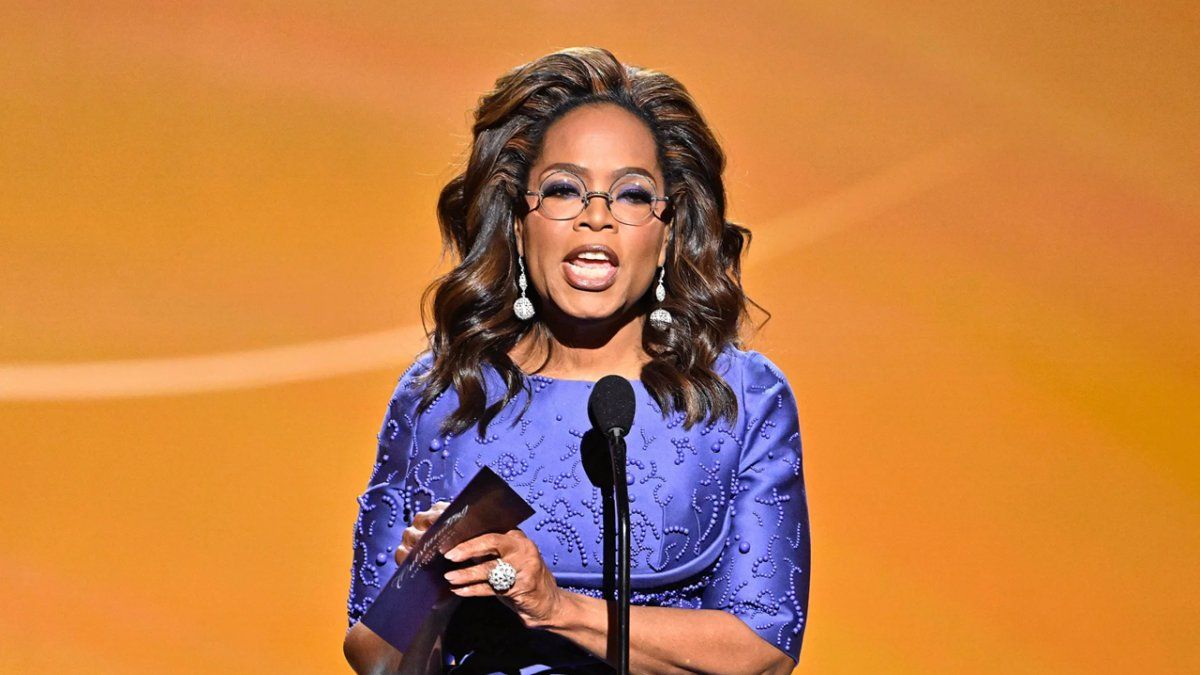 De cuánto es la fortuna de Oprah Winfrey, la multimillonaria más influyente de Estados Unidos