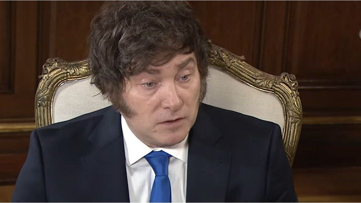 Milei defendió su reacción ante la oposición en el Congreso y aseguró que se para de manos contra el kirchnerismo