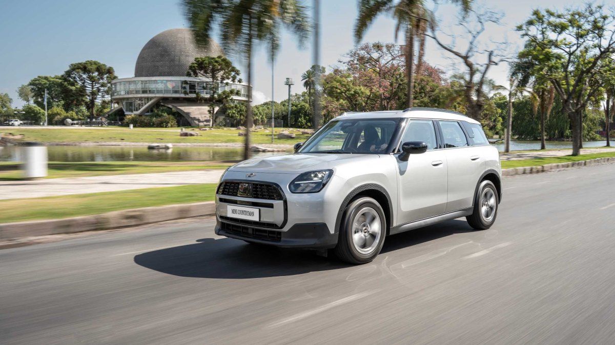 MINI suma una nueva versión diésel del Countryman y amplía su oferta en la Argentina