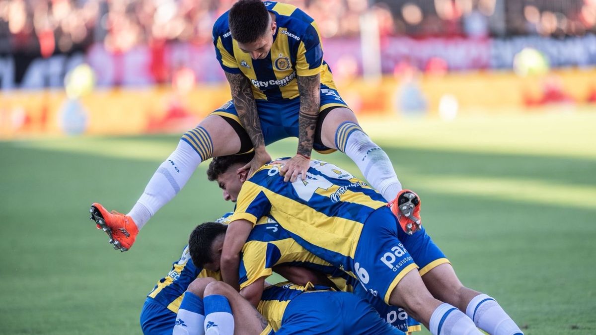 Rosario Central venció por sexta vez consecutiva a Newells y lo dejó en el fondo de la tabla