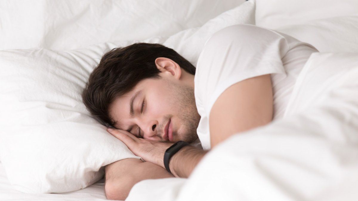 Los mejores tips para dormir bien, según ChatGPT