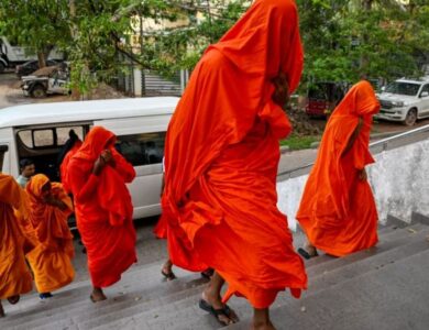 Detuvieron a 22 monjes budistas en Sri Lanka con más de 110 kilos de droga